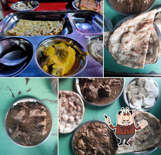 Food at Pal Dhaba