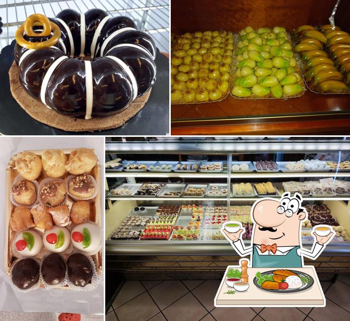 Platti al Pasticceria Restivo