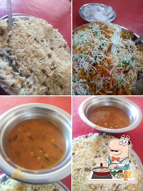 Fried rice at A-1 Bambaiya Biryani, Chicken Biryani And Chicken Dana
