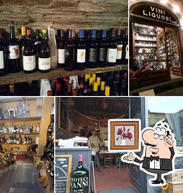 Dai un'occhiata agli interni di Enoteca Vanni