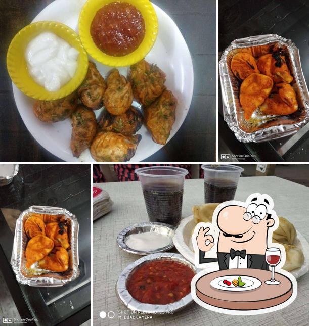 Food at Giri Momos Centre