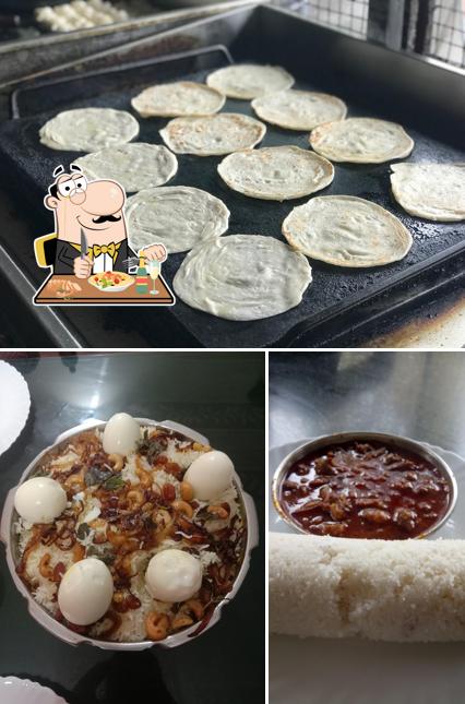 Meals at Hom Food Court