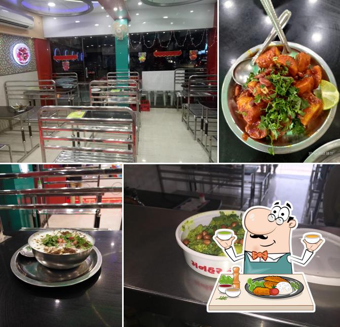 Meals at Manhar Bhel