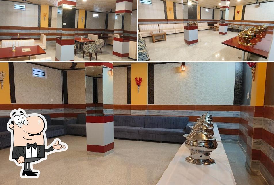 SANTOSHI FAMILY RESTAURANT (BENQUET)