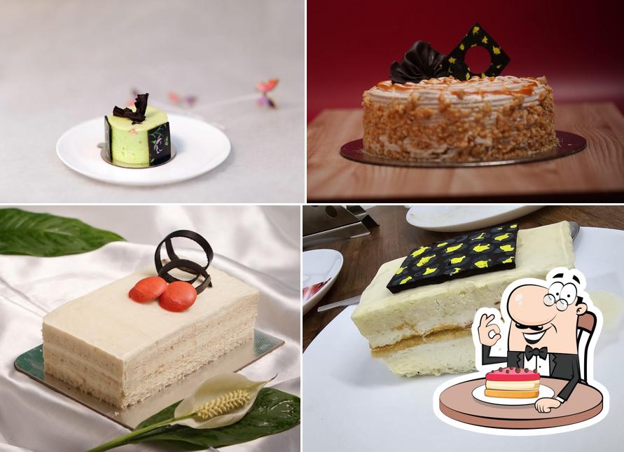 Cheesecake at Bakeryt Cakes & Cafe