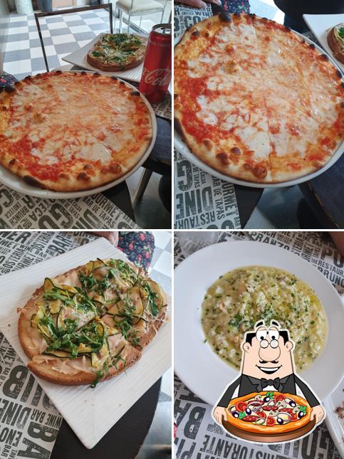 Scegli tra le svariate varianti di pizza