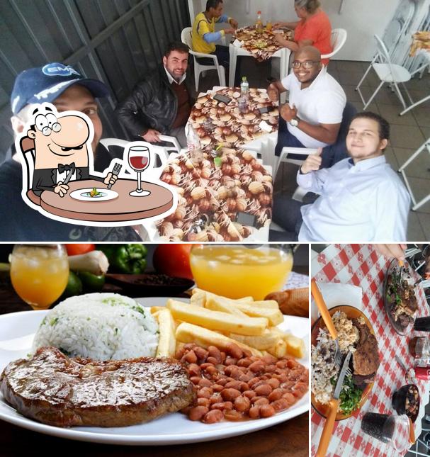 Comida em Cantina da Vilma