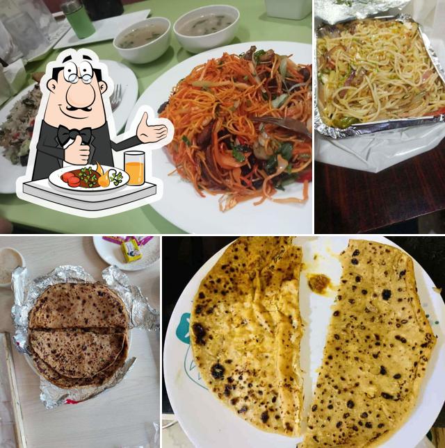 Food at Paratha Point
