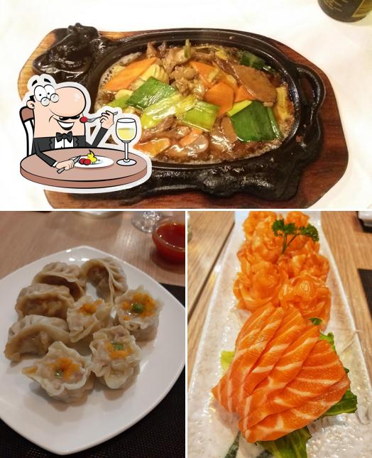 Platti al Ristorante Oriente Cinese Giapponese