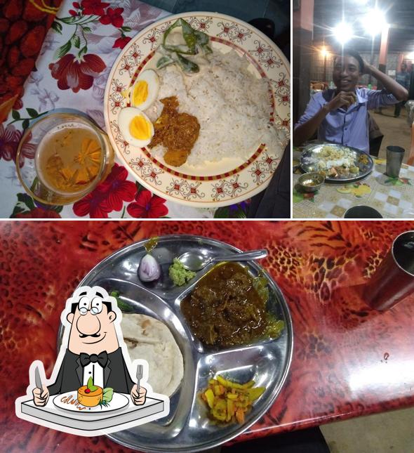 Food at Sri Bishnu Line Hotel