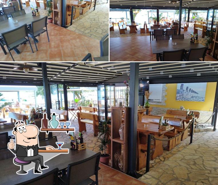 Gli interni di "IL SEGRETO" Restaurant & beach bar - Vrsar