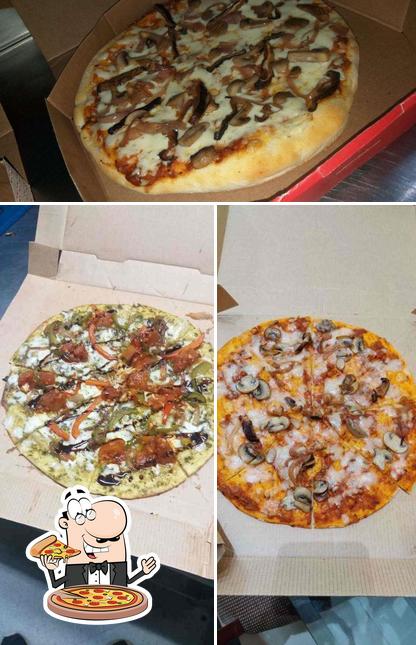 Order pizza at Huber & Holly Kharadi