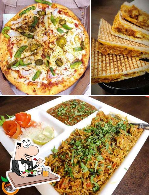 Food at Nagpurchi Khau Galli