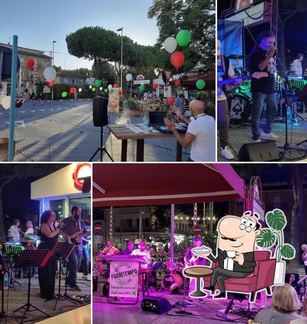 Gli interni di Roxy Bar Bellaria