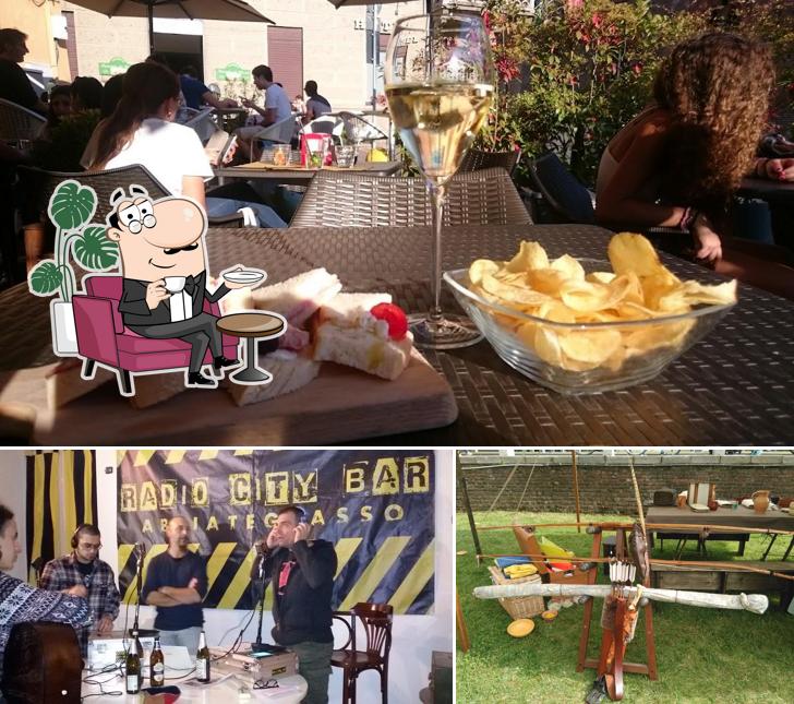 Dai un'occhiata agli interni di BarCastello Enoteca Winebar Cocktail