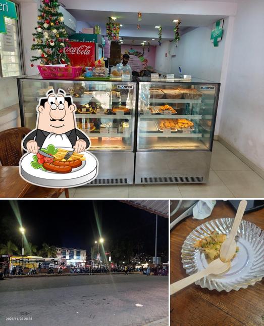 Among different things one can find food and exterior at Goa Travellers Cafe