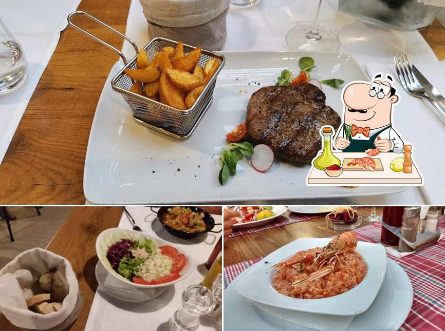 Prenditi tra i vari prodotti di cucina di mare proposti a Restoran Agape