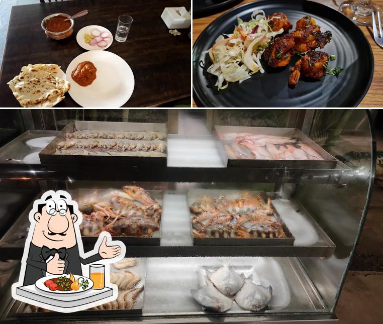 Meals at Hotel Aangan Family Garden Restaurant & Bar