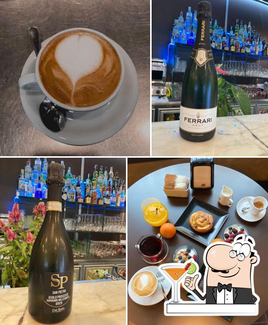 Prenditi un drink dal menu