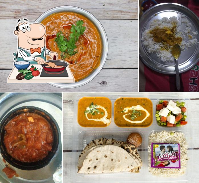 Chicken curry at ATITHI EXPRESS FOOD PLAZA