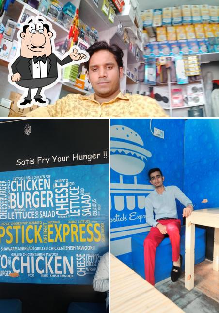 Check out how Wrapstick Express Foods (रेपस्टिक एक्सप्रेस आउटलेट) looks inside