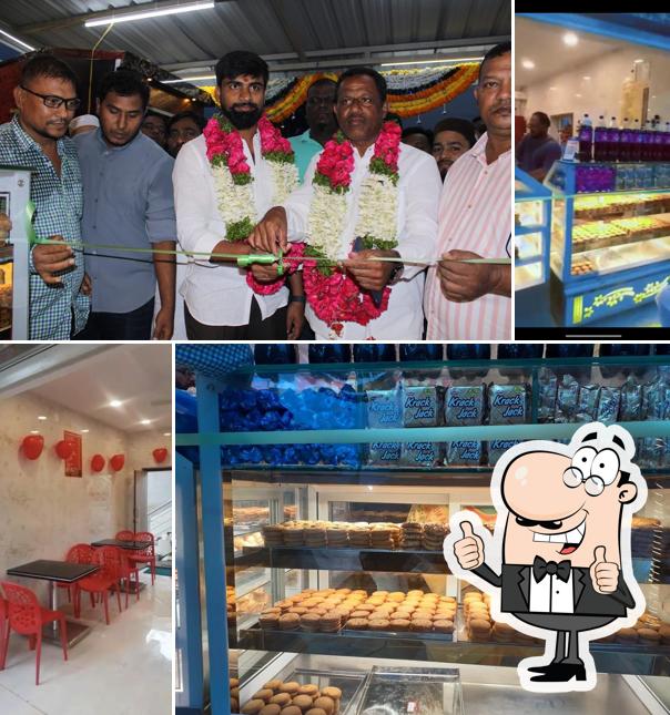 Zeeshan Cafe