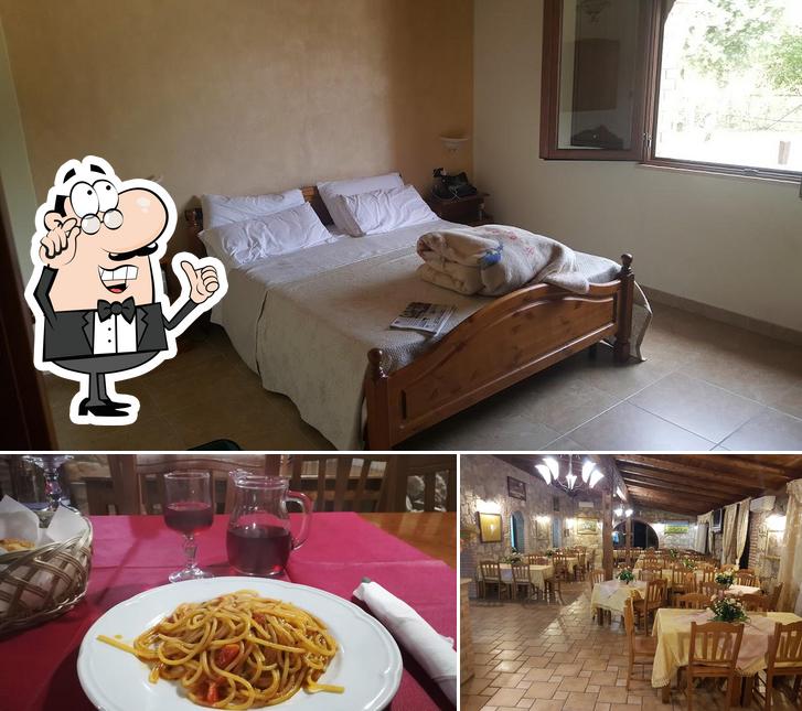 La foto di interni e cibo da Agriturismo La Quercia