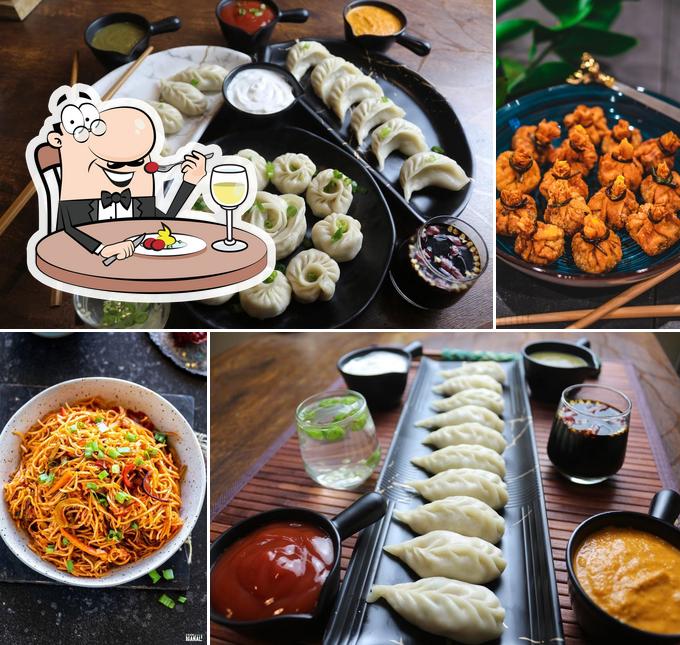 Food at Asian Momo Company