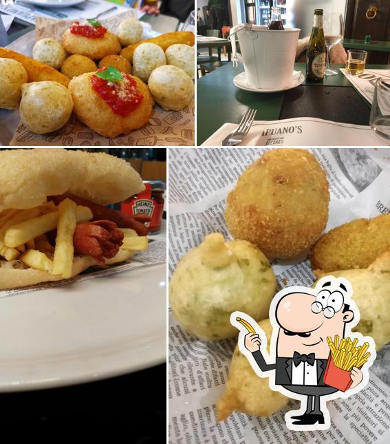 Assaggia le patatine fritte a Pizzeria Capuano's - Porto Recanati