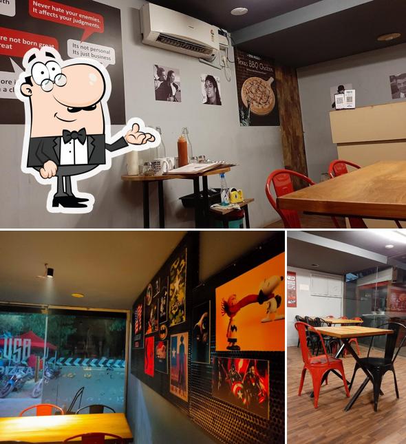 The interior of USA PIZZA