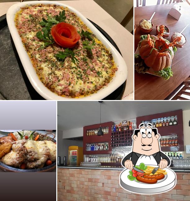 Comida em Fornalha Grill