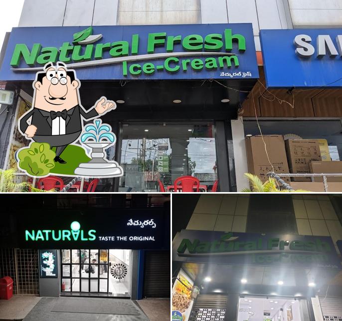 The exterior of Natural Fresh Ice Cream, Kukatpally