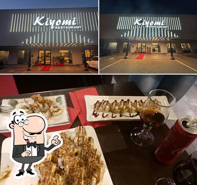 Questa è la immagine che presenta la esterno e cibo di Kiyomi