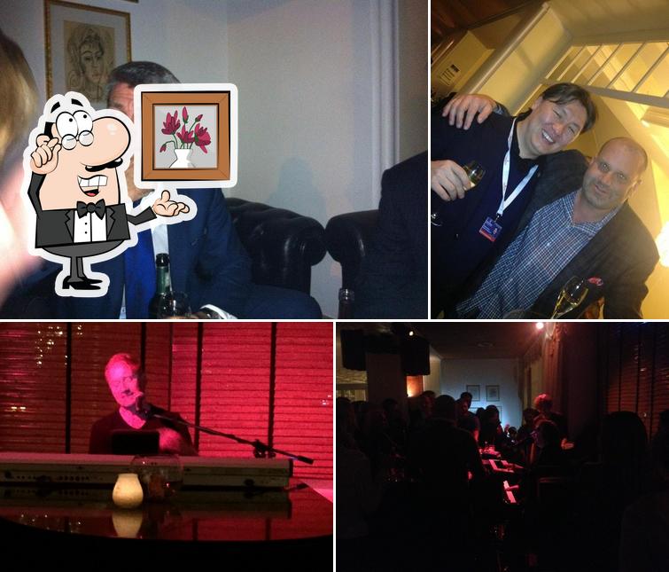 Gli interni di Piano Bar