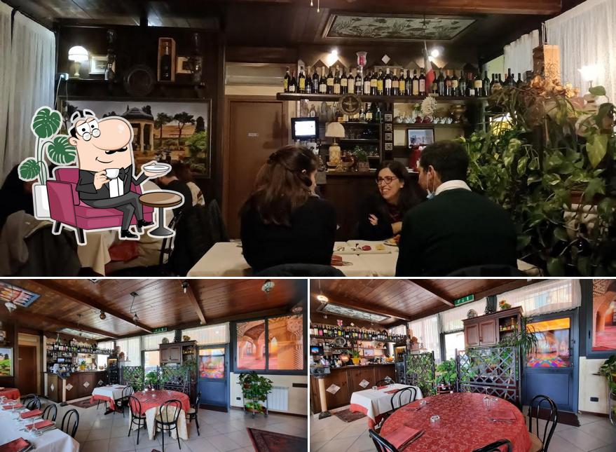 Dai un'occhiata agli interni di Ristorante Persiano SADEH Il Sole - cucina persiana, piatti vegetariani e kebab a Casalecchio