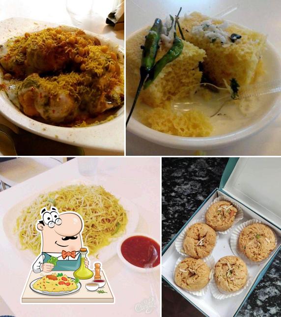 Food at Kiranshree Sweets