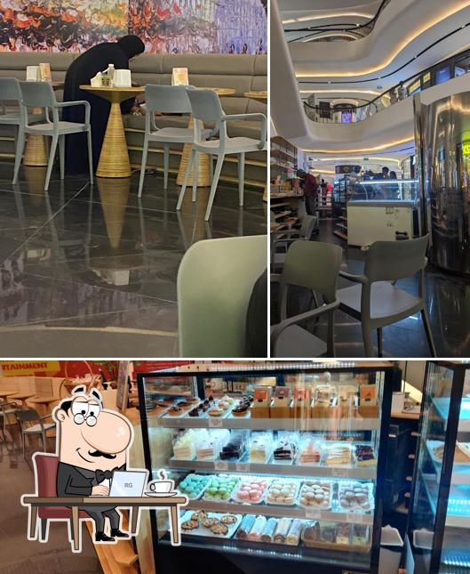The interior of Nicky's Cafe & Fine Pastries, Palladium Mall