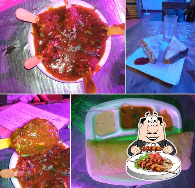 Food at Hum Tum Cafe And Lounge