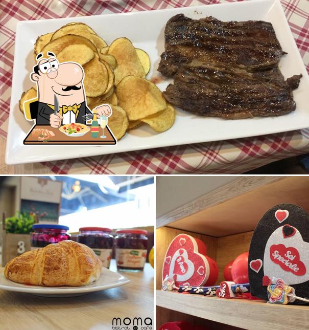Platti al Moma Bistro cafe