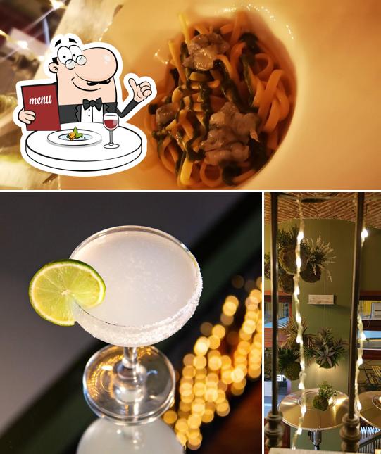 Faki si caratterizza per la cibo e interni