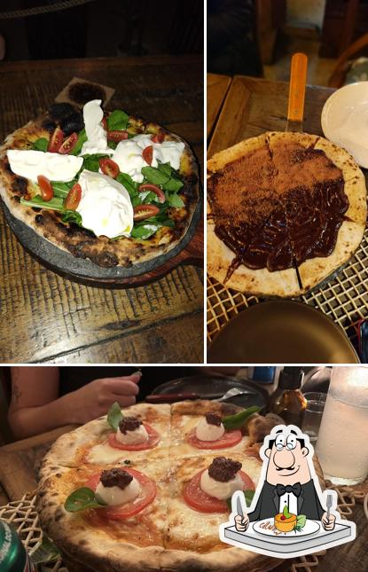 Platos en Forno e Flora Pizzaria de Fermentação Natural