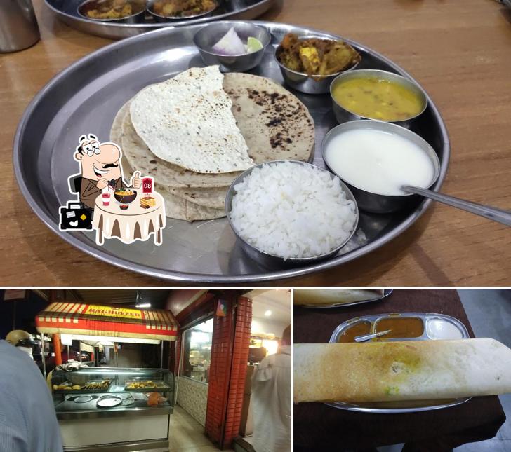 Food at Raghuveer Restaurant