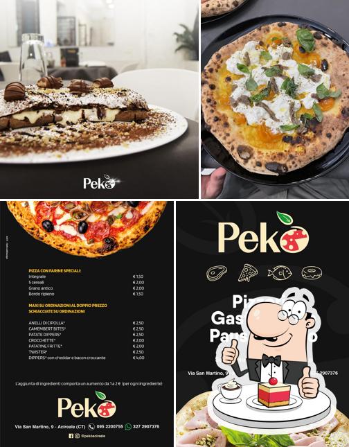 Pekó Acireale serve un'ampia gamma di dolci