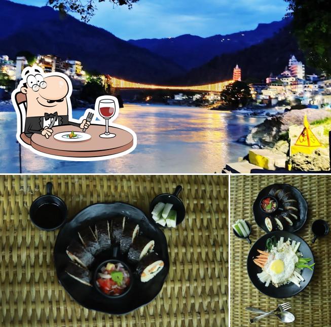 Among different things one can find food and exterior at Mastana Musafir Cafe