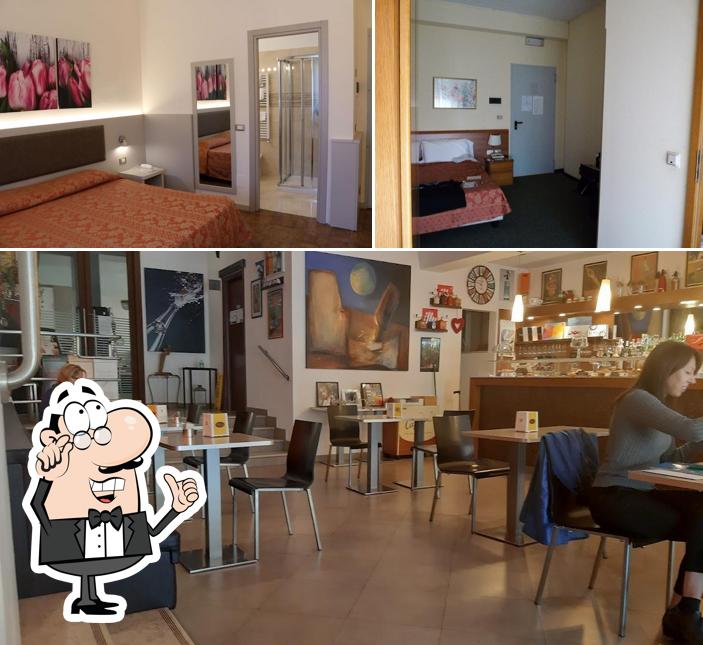 Dai un'occhiata agli interni di Ristorante Bar Rosengarten