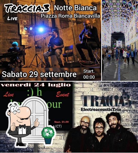 Curiosa tra l'area esterna di happy hour