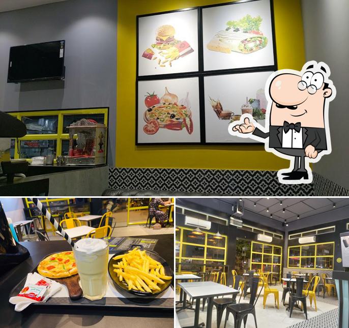 The interior of Happy Slice koparkhairane