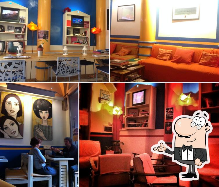 Siediti a un tavolo di Circus Art Caffe