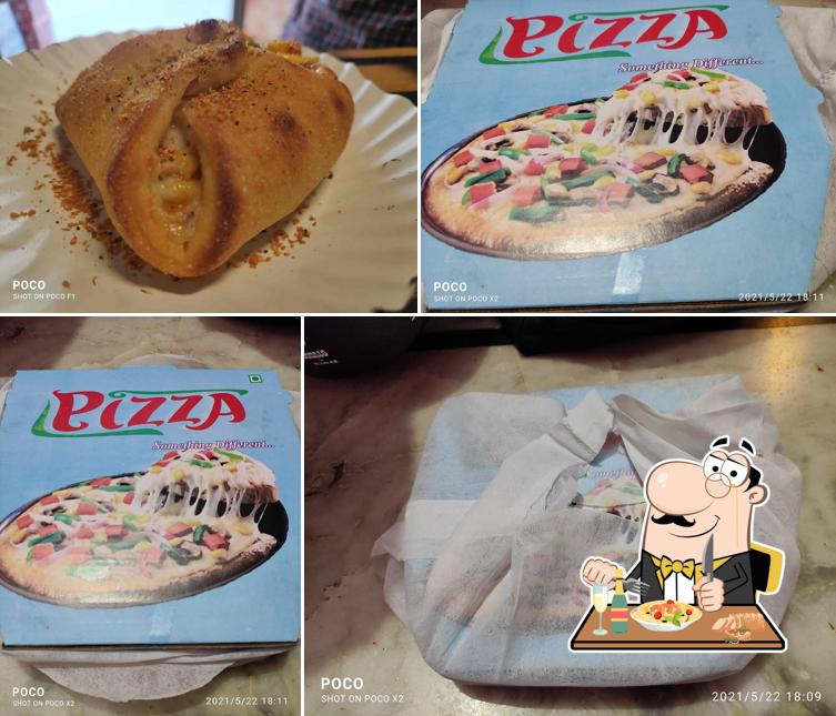 Food at JOEYS PIZZA