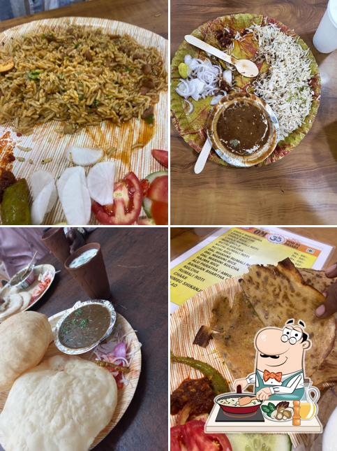 Fried rice at Om Chole Kulche